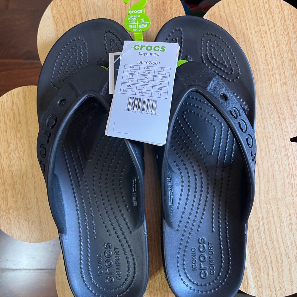 Crocs Bayaband Flip Flops in Black Unisex